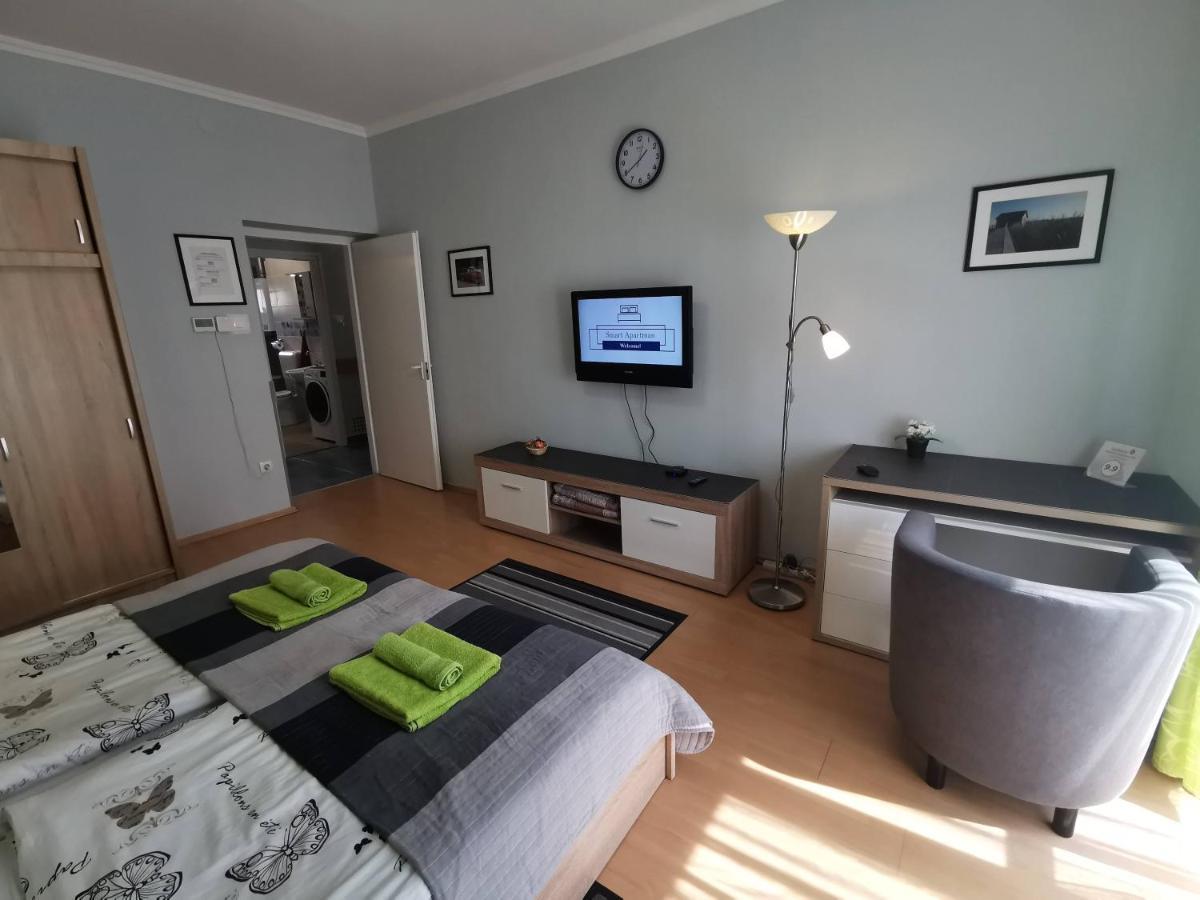 Smart Szallas Apartman Miskolc Ngoại thất bức ảnh