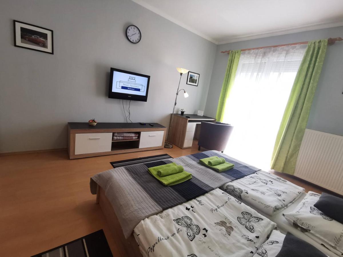 Smart Szallas Apartman Miskolc Ngoại thất bức ảnh